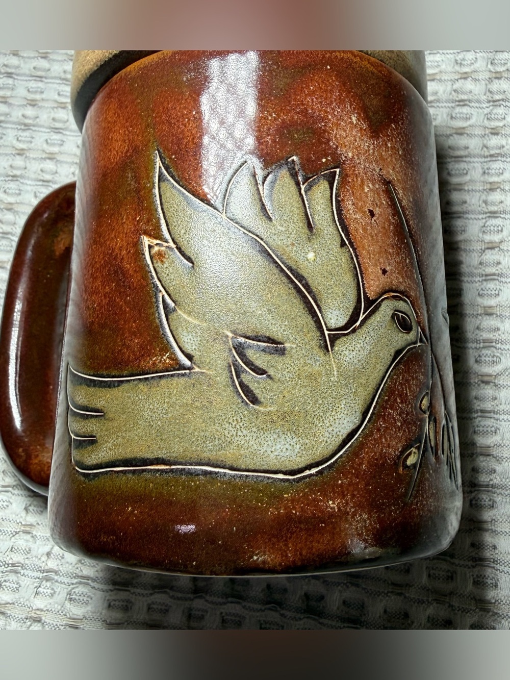 MARA Mountains Hand Crafted Art Studio Pottery Lidded Coffee Cup Mug Mexico Bird